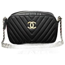 Chanel-Chanel V Stitch Coco Lambskin Chain Shoulder Bag Leather Shoulder Bag 20s in excellent condition-Black