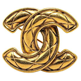 Chanel-Chanel Quilted CC Logo Brooch Metal Brooch in Good condition-Golden