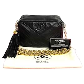 Chanel-Sac à épaule en cuir agneau à franges Chanel V Stitch 38508 en très bon état-Noir