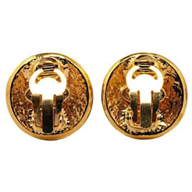 Chanel-Chanel CC Clip On Earrings Metal Earrings in Excellent condition-Golden