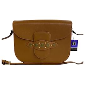 Yves Saint Laurent-Yves Saint Laurent Leather Crossbody Bag  Leather Crossbody Bag in Great Condition-Brown