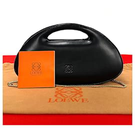 Loewe-Loewe Leather Anagram Handbag Sac bandoulière en cuir en excellent état-Noir