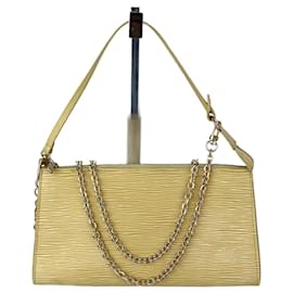 Louis Vuitton-Louis Vuitton Pochette Accessories  Epi 24 Yellow Leather Crossbody Bag-Yellow