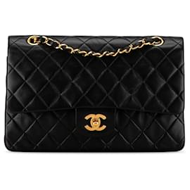 Chanel-Rabat doublé en cuir d'agneau classique moyen noir Chanel-Noir