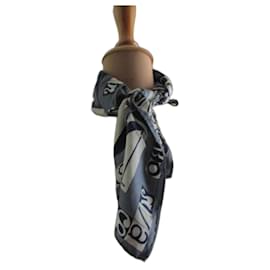 Lenço de seda Emanuel Ungaro Multicor Multicor