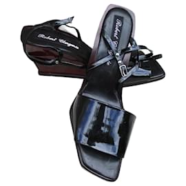 Robert Clergerie-Wedge sandals in black patent leather, size 38.-Black