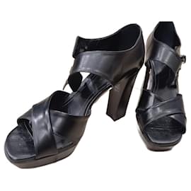 Tod's-Black leather sandals TOD'S - size 40-Black