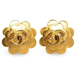 Chanel-Chanel CC Flower Clip On Earrings Metal Earrings in Good condition-Golden