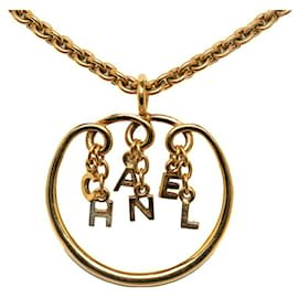 Chanel-Collier en métal avec logo Chanel en bon état-Doré