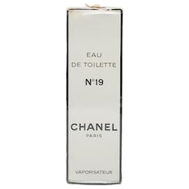 Chanel-Chanel NO.19 EAU DE TOILETTE PARIS 100ml Perfume Glass-Green