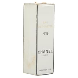 Chanel-Chanel NO.19 EAU DE TOILETTE PARIS 100ml Perfume Glass-Green