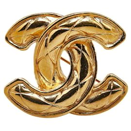 Chanel-Chanel Quilted CC Logo Brooch Metal Brooch in Excellent condition-Golden