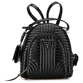 Prada Schwarzer Weicher Kalbsleder Diagramme Day Rucksack Schwarz