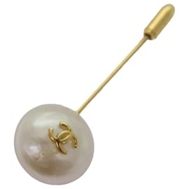 Chanel-CHANEL Pearl Brooch metal Gold CC Auth bs14520-Golden
