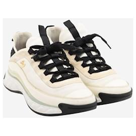 Chanel-White and black lace up trainers - EU 40-White