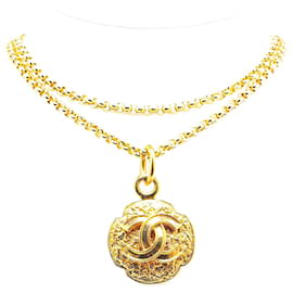 Chanel-Chanel Gold Gold Plated CC Round Pendant Necklace-Golden