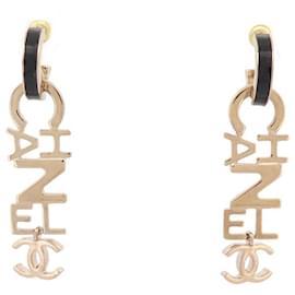 Chanel-NINE CHANEL DROP EARRINGS LETTER LOGO CC GOLD METAL EARRINGS-Golden
