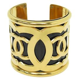 Chanel-VINTAGE BRACELET CHANEL MANCHETTE LOGO CC 1970 T17 METAL DORE EMAIL NOIR BANGLE-Golden