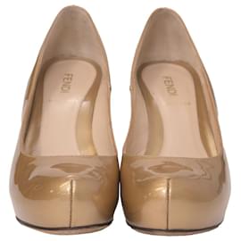 Fendi-Fendi FF Logo Pumps in Gold Patent Leather-Golden