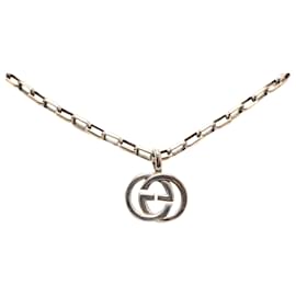 Gucci-Gucci Interlocking G Pendant Necklace Metal Necklace in Good condition-Silvery