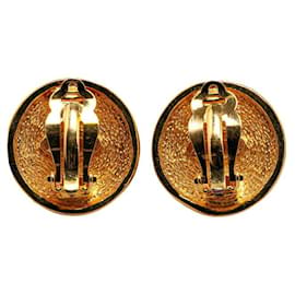 Chanel-Chanel CC Clip On Earrings Metal Earrings in Good condition-Golden