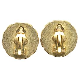 Chanel-Chanel CC Clip On Earrings Metal Earrings in Good condition-Golden