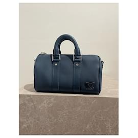 Louis Vuitton-Sacs LOUIS VUITTON T. Cuir-Bleu
