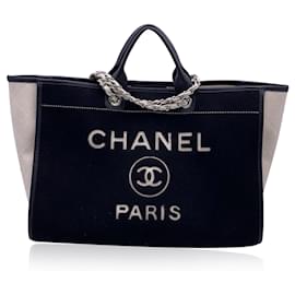 Chanel-Black and hite Felt Wool Large Deauville Tote Shoulder Bag-Black