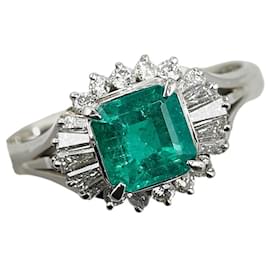 & Other Stories-LuxUness Platinum Diamond & Emerald Ring Metal Ring in Excellent condition-Silvery