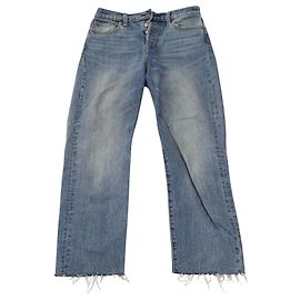 Jeans Levi's com barra desfiada em denim azul Azul Azul claro