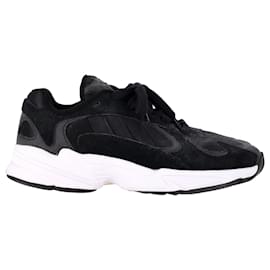 Autre Marque-Adidas Yung-1 Sneakers in Black Suede-Black