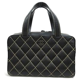 Chanel-Chanel Wild Stitch Handbag Leather Handbag A14692 in Good condition-Black