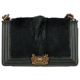 Bolsa Boy Flap média em couro verde com acabamento em pele de cabra Chanel Verde
