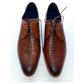 Autre Marque Scarpe Derby formali da uomo in pelle cognac con stampa alligatore e lacci Marrone