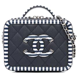 Chanel-Petite trousse de maquillage en caviar bleu Chanel CC filigrane-Bleu