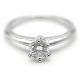 Tiffany & Co-Tiffany & Co. Solitarie Engagement Ring in Platinum  H VS1 0.49 ctw-Silvery,Metallic