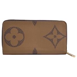 Louis Vuitton-Louis Vuitton Reverse Monogram Giant Zippy Wallet in Brown Canvas-Brown,Red