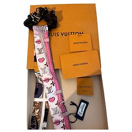 Louis Vuitton ChouChou Be Mindful Accessorio per Capelli Seta Rosa Rosa