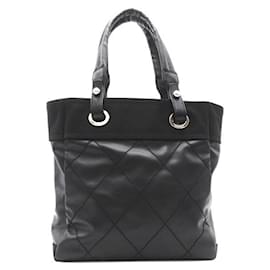 Chanel-Sac tote PM en toile Chanel Paris Biarritz A34208 en très bon état-Noir