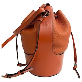 Loewe-Bolso de cubo de cuero Loewe en excelente estado-Naranja