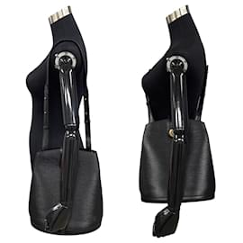 Louis Vuitton-Louis Vuitton Cluny Leather Shoulder Bag M52252-Black