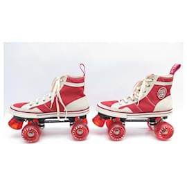 Chanel-VINTAGE RARE PATINS A ROULETTES CHANEL LOGO CC 39 TOILE ROUGE RED ROLLER SKATES-Rouge