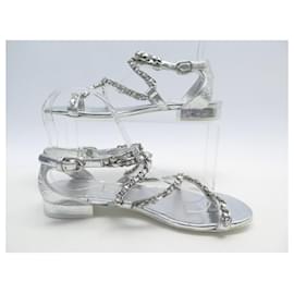 Chanel-NUEVE SANDALIAS CHANEL ESPARTANAS CADENAS G34485 38 EN CUERO-Plata