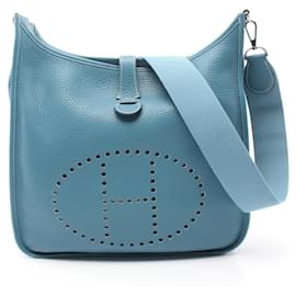 Hermès-Sac à bandoulière en cuir Hermes Clemence Evelyne III GM en très bon état-Bleu