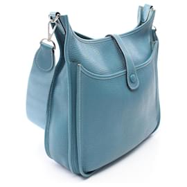 Hermès-Sac à bandoulière en cuir Hermes Clemence Evelyne III GM en très bon état-Bleu