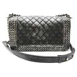 Chanel-Chanel Boy Chanel Chain Shoulder Bag Leather Shoulder Bag A92408 in Fair condition-Black