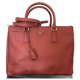 Bolsa de mão Prada Galleria em couro saffiano rosa Rosa