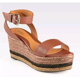 Fendi-Fendi Brown Leather Ankle Strap Espadrille Wedge Sandals-Brown,Camel