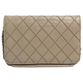 Chanel-Chanel Portefeuille Sur Chaîne-Beige