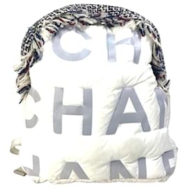 Chanel-Chanel Cocon neige-White
